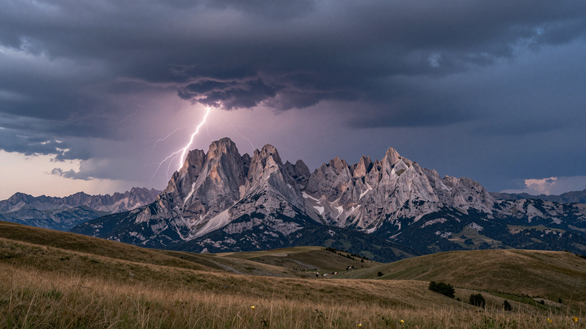 Allerta Gialla Temporali in Abruzzo: Zone Appenniniche