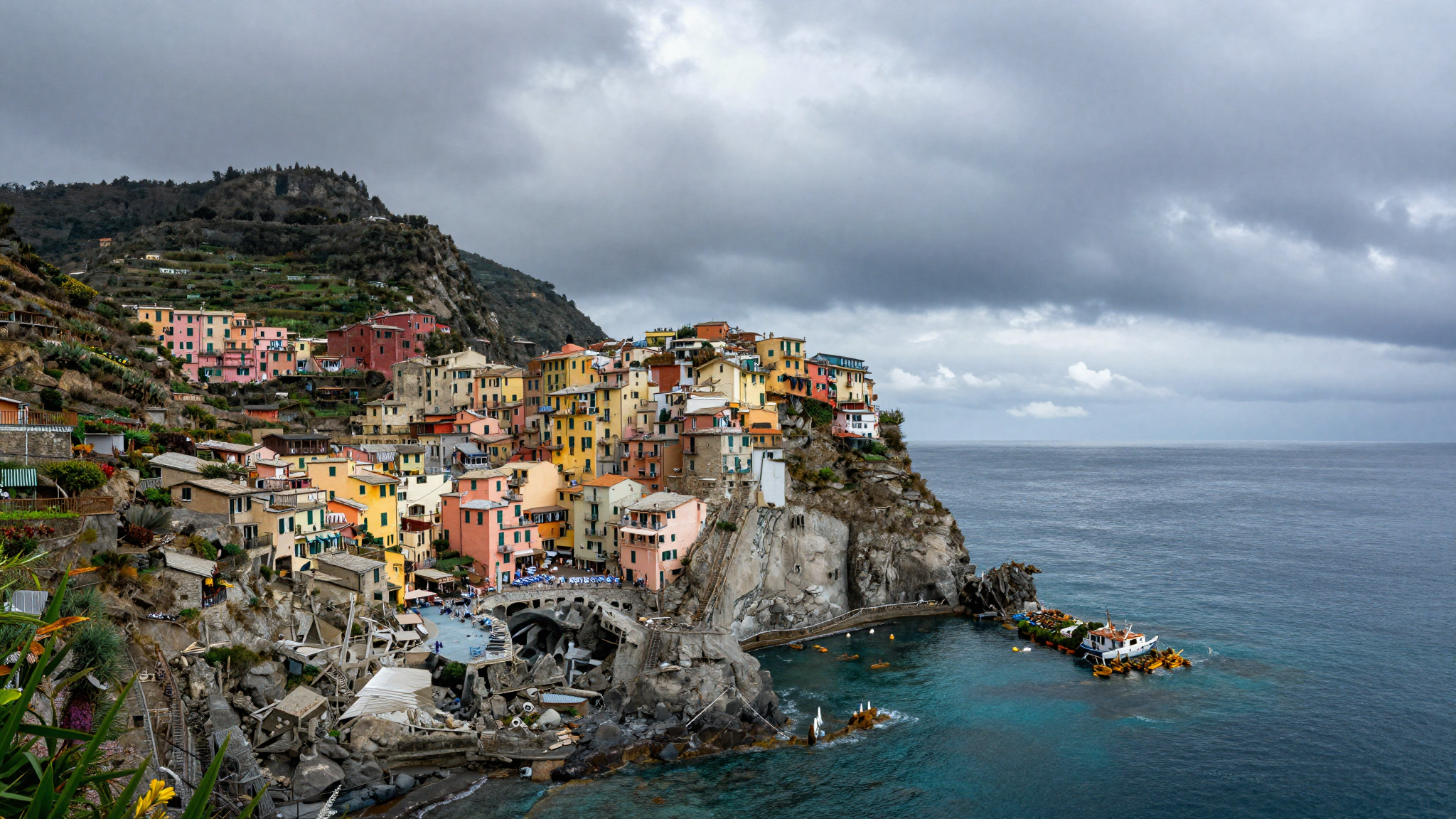 Meteo Liguria oggi: cielo coperto, 19-24°C e tempo stabile